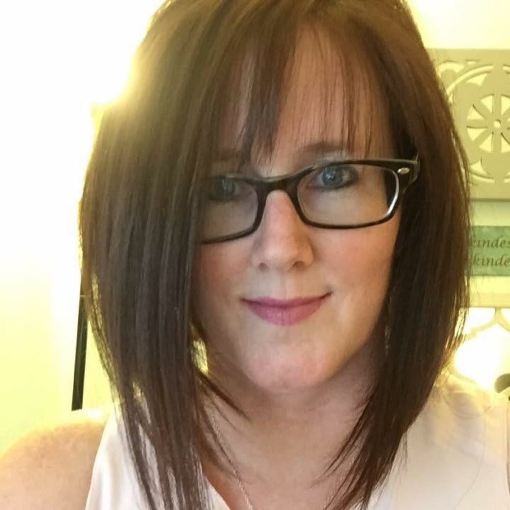 Meet your Posher, Suzy